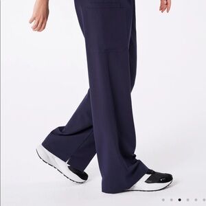 Figs Wide-Leg Scrub Pants in Navy